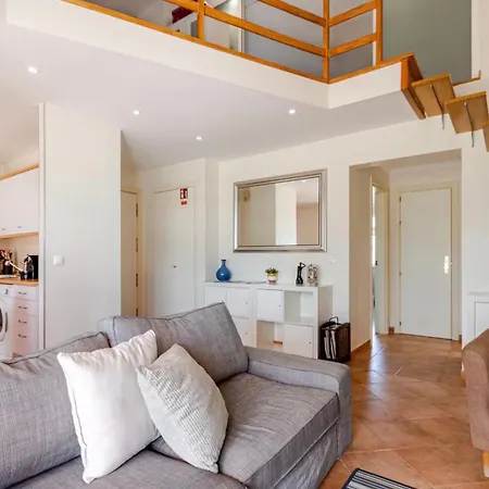 Amazing View Apartment *